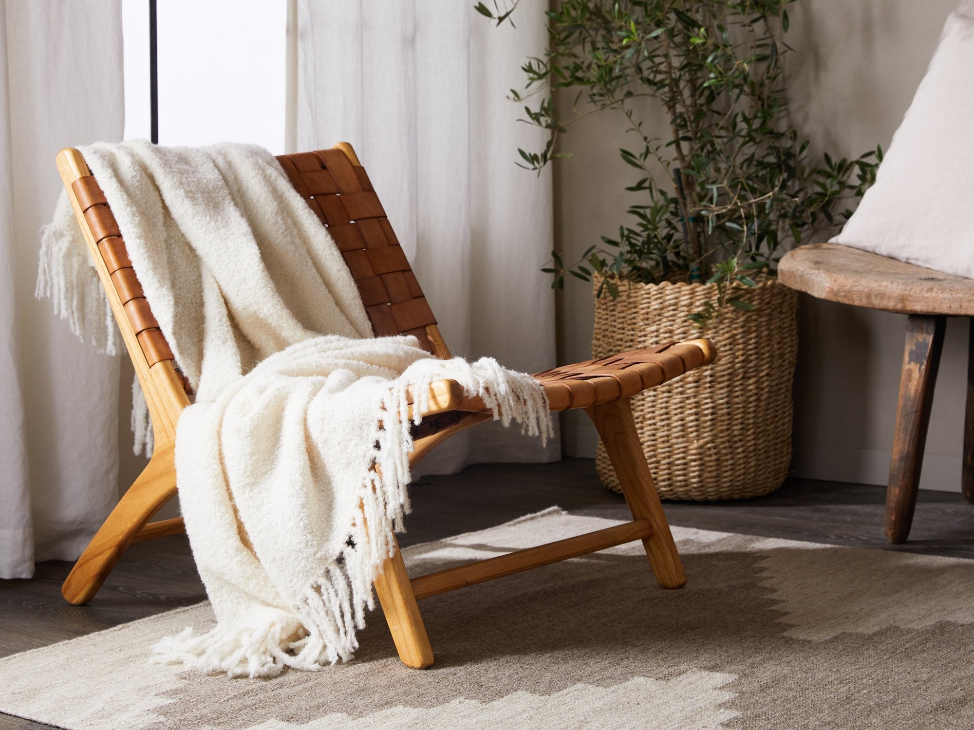 Alpaca Boucle Throw (Cream) - From Where -