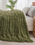 Dark Green Faux Fur Blanket - From Where -