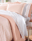 https://cdn.shopify.com/s/files/1/0418/3284/1377/products/meridian-4-piece-bedding-set-elegant-linen-5.jpg?v=1700170521