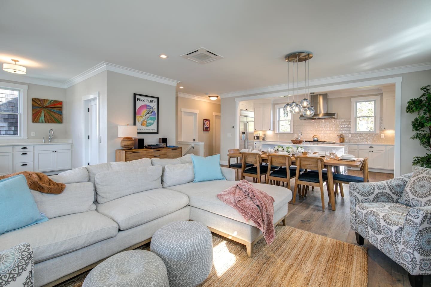 Wish You Were Here—5 min. Walk to Town & Beach, Ocean View + Hot Tub