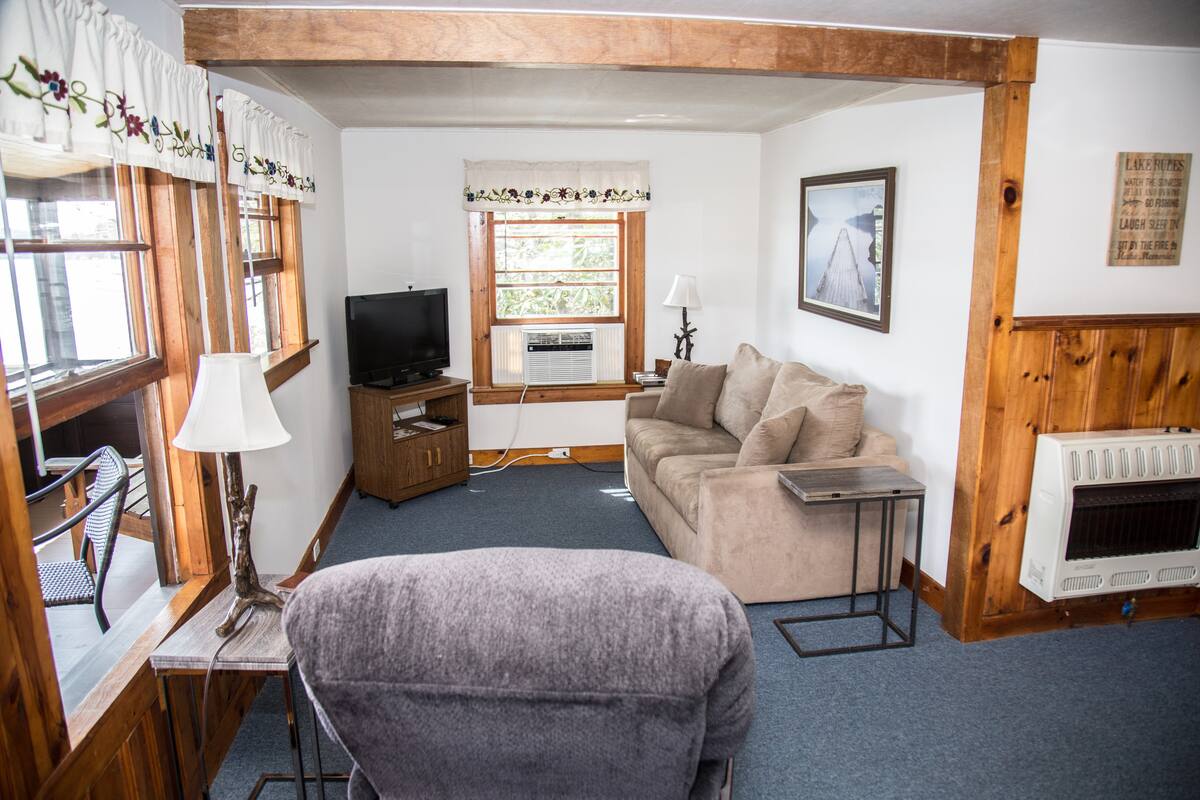 Lakehurst Cottages