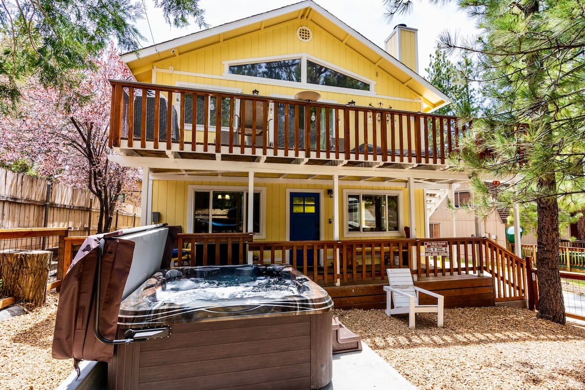 Yellow Deer Lodge