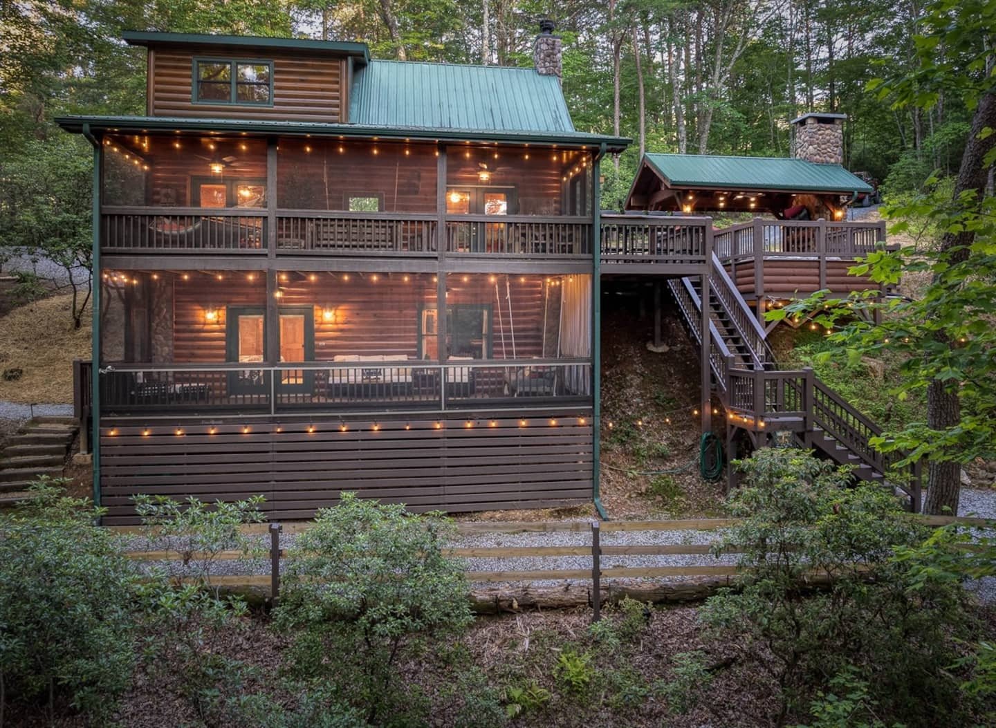 Huckleberry Hideaway