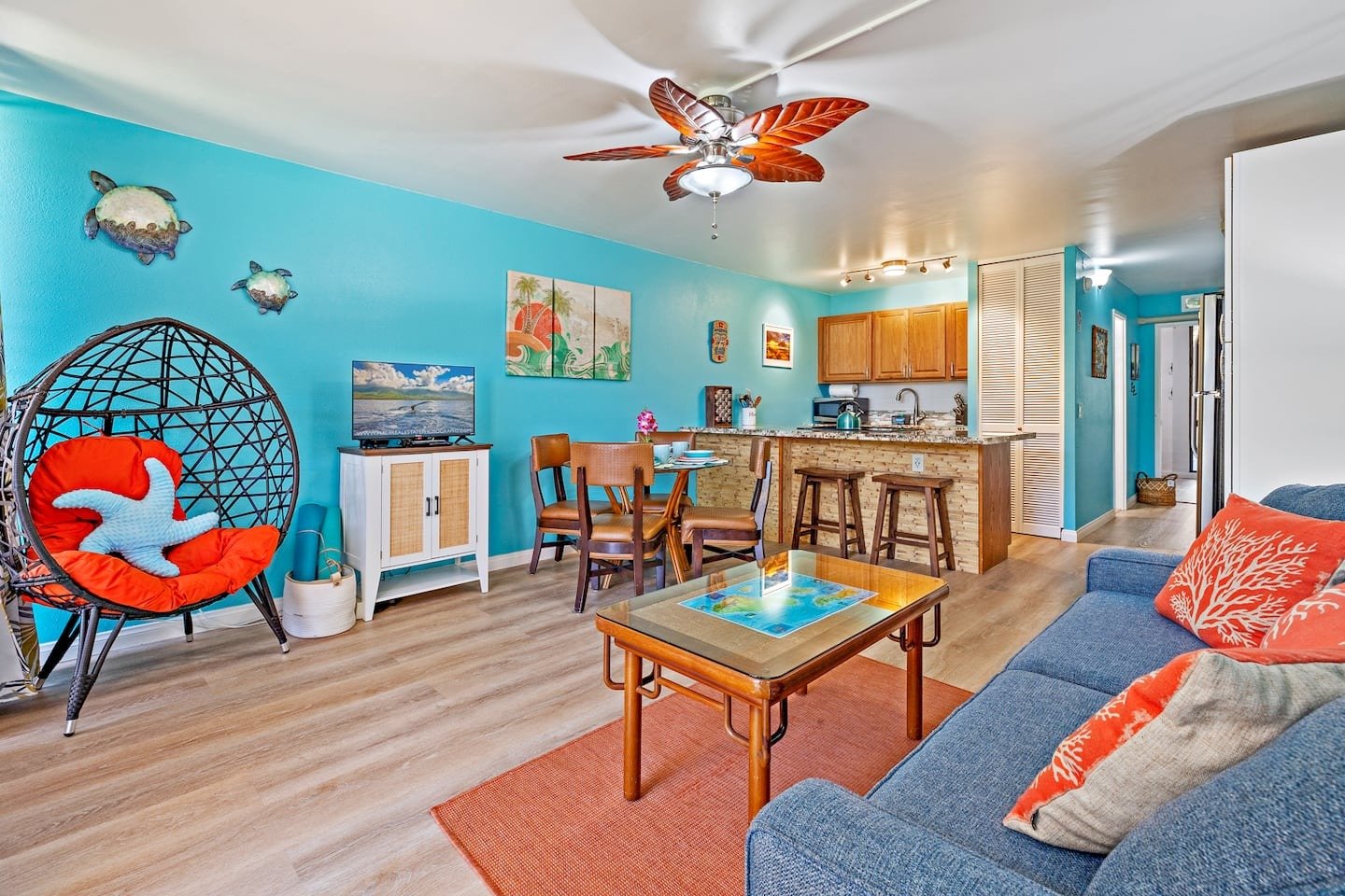 Saltwater Pool, Pickleball, Ground, A/C, King Bed