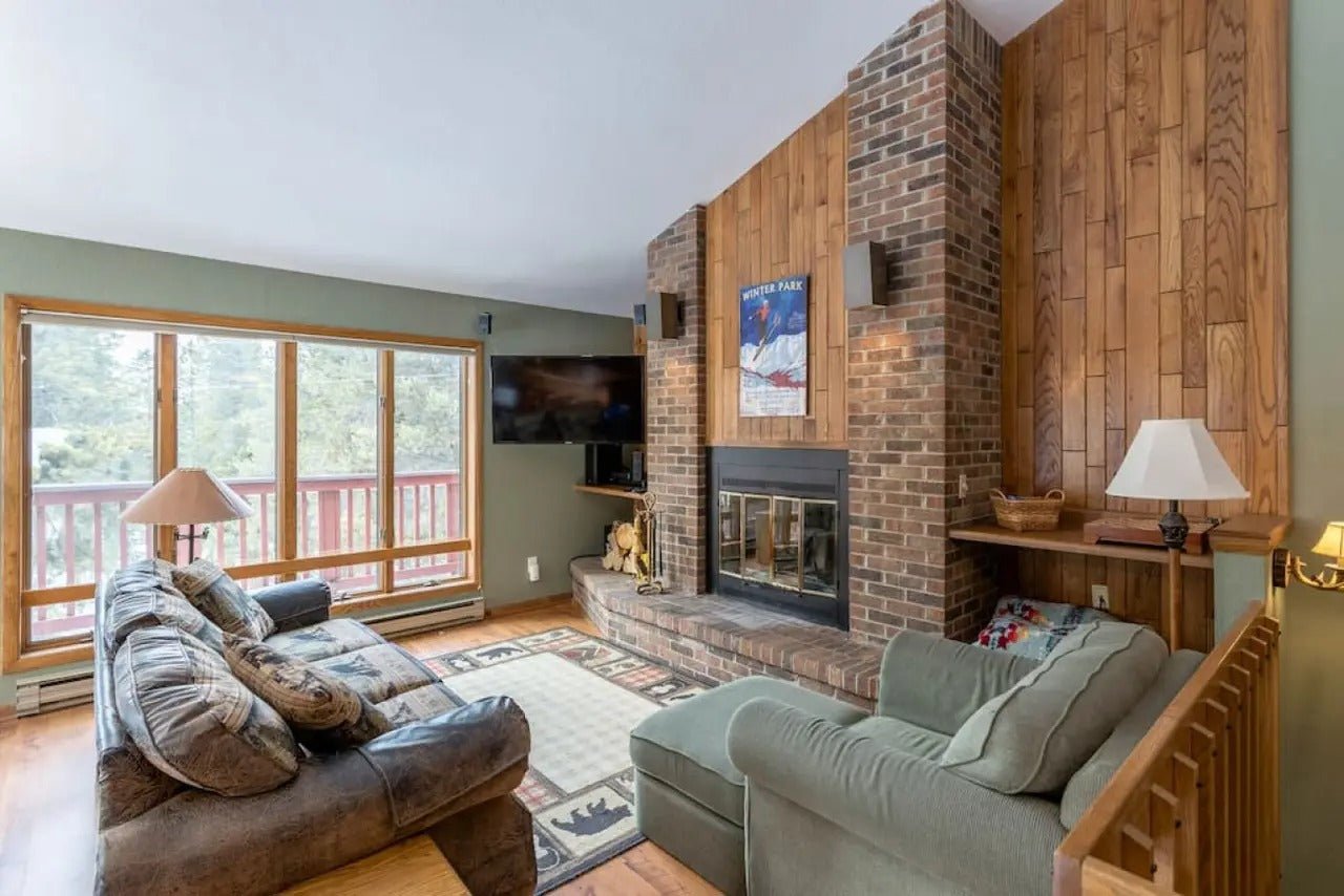 Fraser Pet-Friendly Condo with Hot Tub