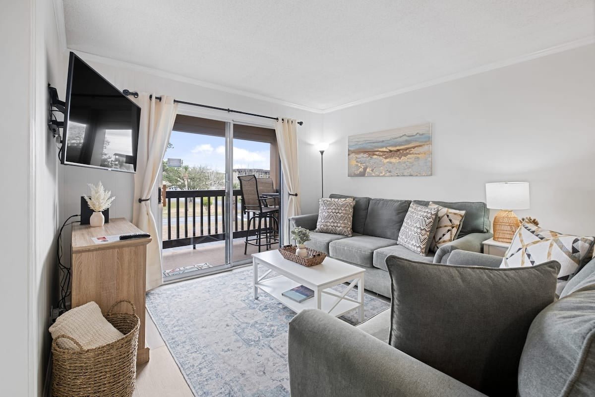 Luxurious Resort Style Villa with Amenities Galore