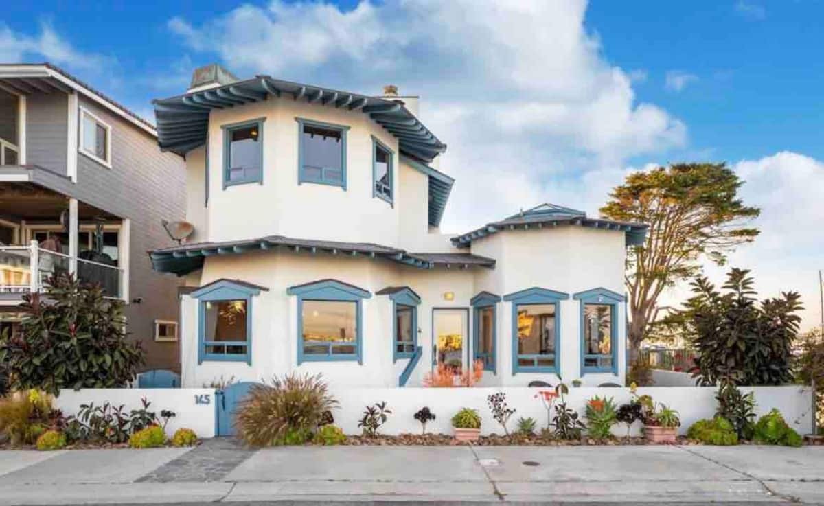 The Iconic Pagoda Beach House