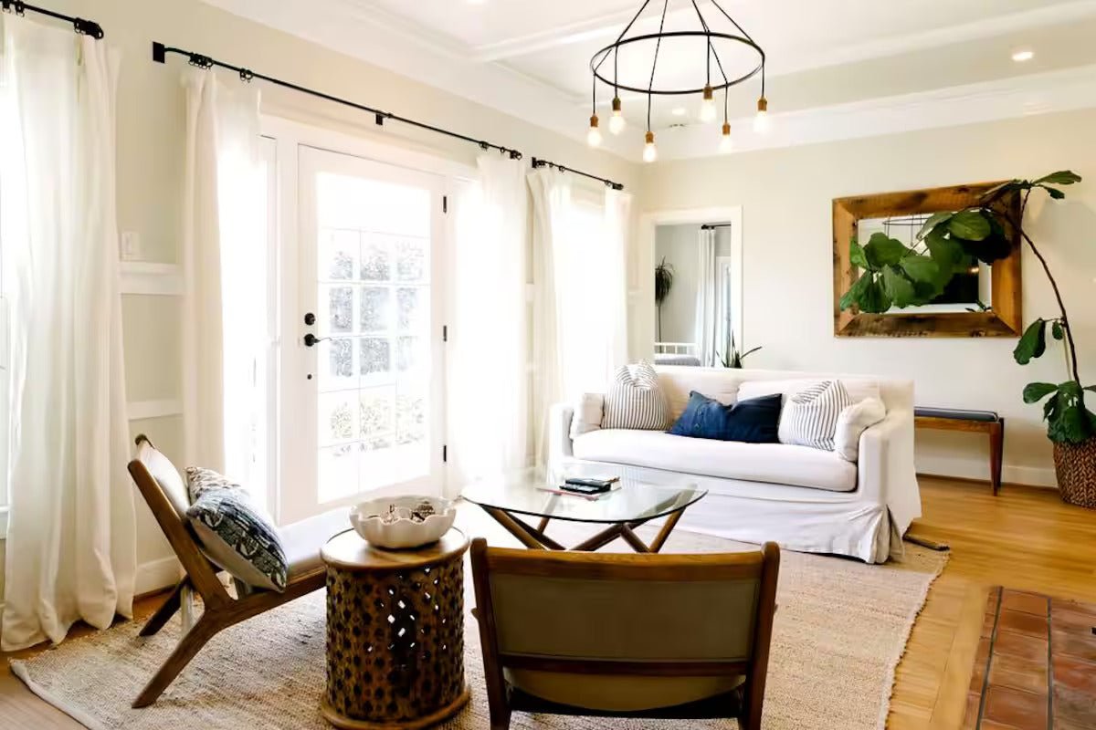 Montecito Beach Bungalow, walk to Miramar Beach