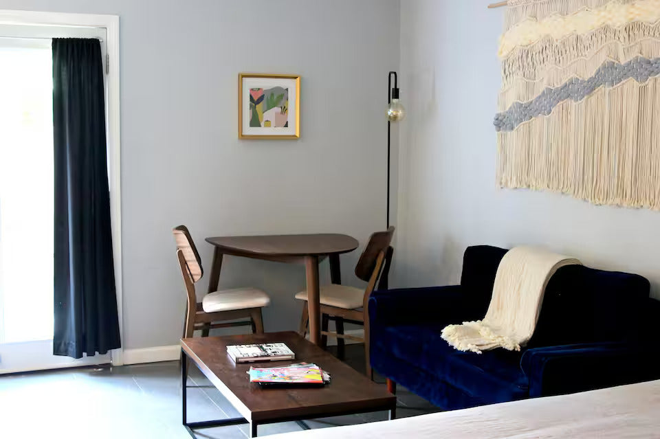 Newly Renovated Studio/Guest House