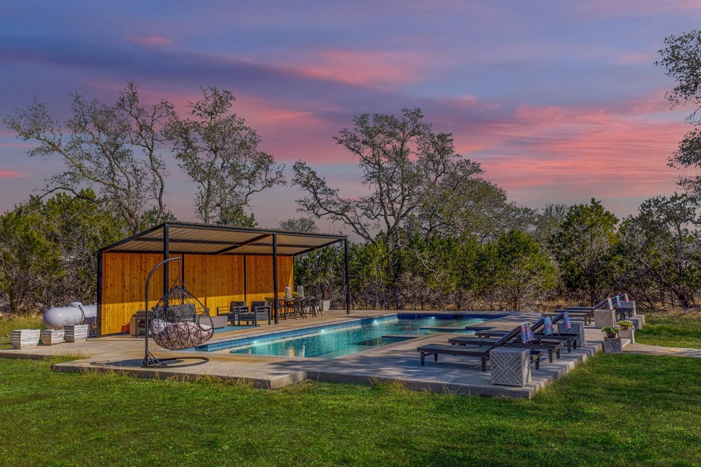 Pool, Hot Tub, Fire Pits - TX Hill Country Views!