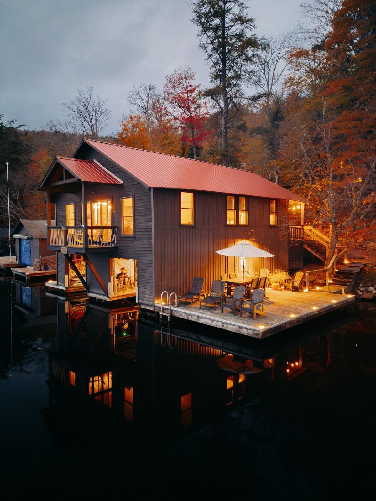 The Boathouse on Fourth Lake