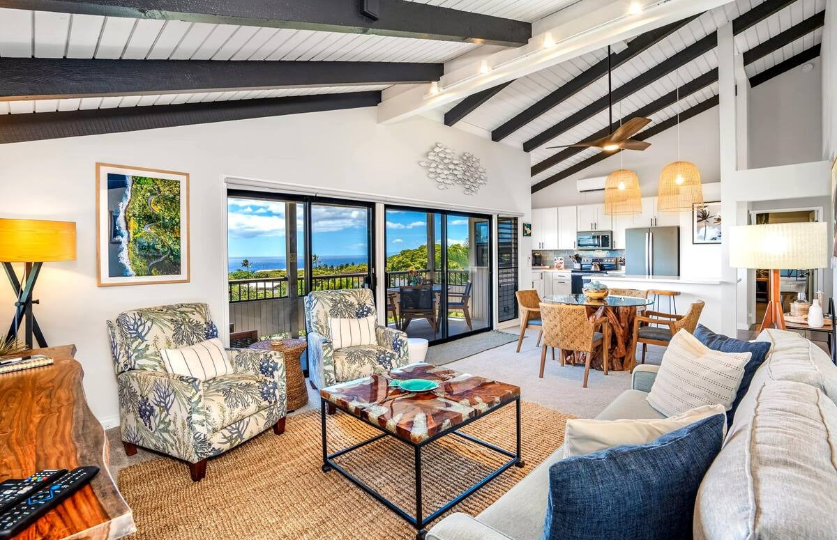 Upscale and Elegant Vistas