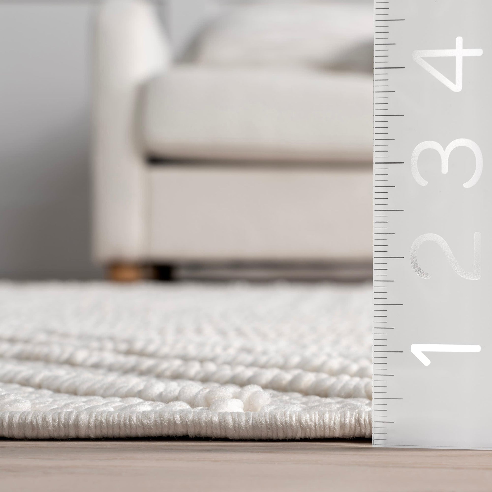 Sisile Zen Garden Tasseled Rug | Off White