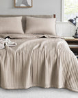 Minimalist King Quilt Set