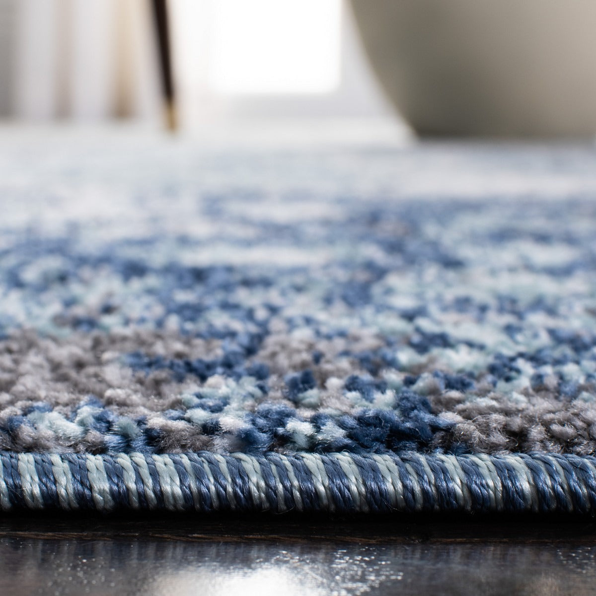 Aston Vogue Fashion Rug