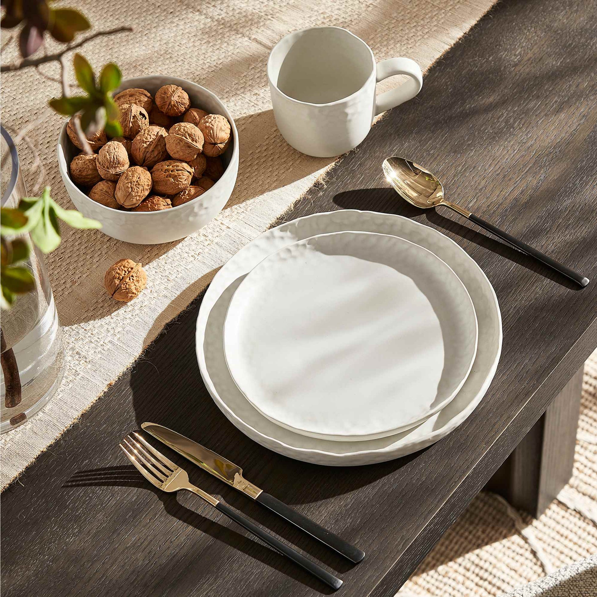 Olivia 4-Piece Dinnerware Set
