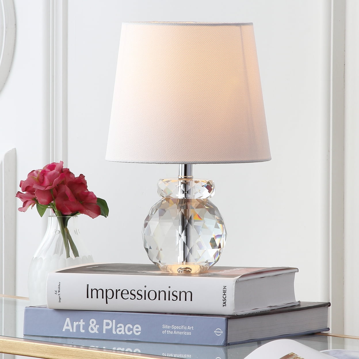 https://www.walmart.com/ip/Safavieh-Eunice-13-in-H-Crystal-Globe-Table-Lamp-Clear-White-Shade/50717849