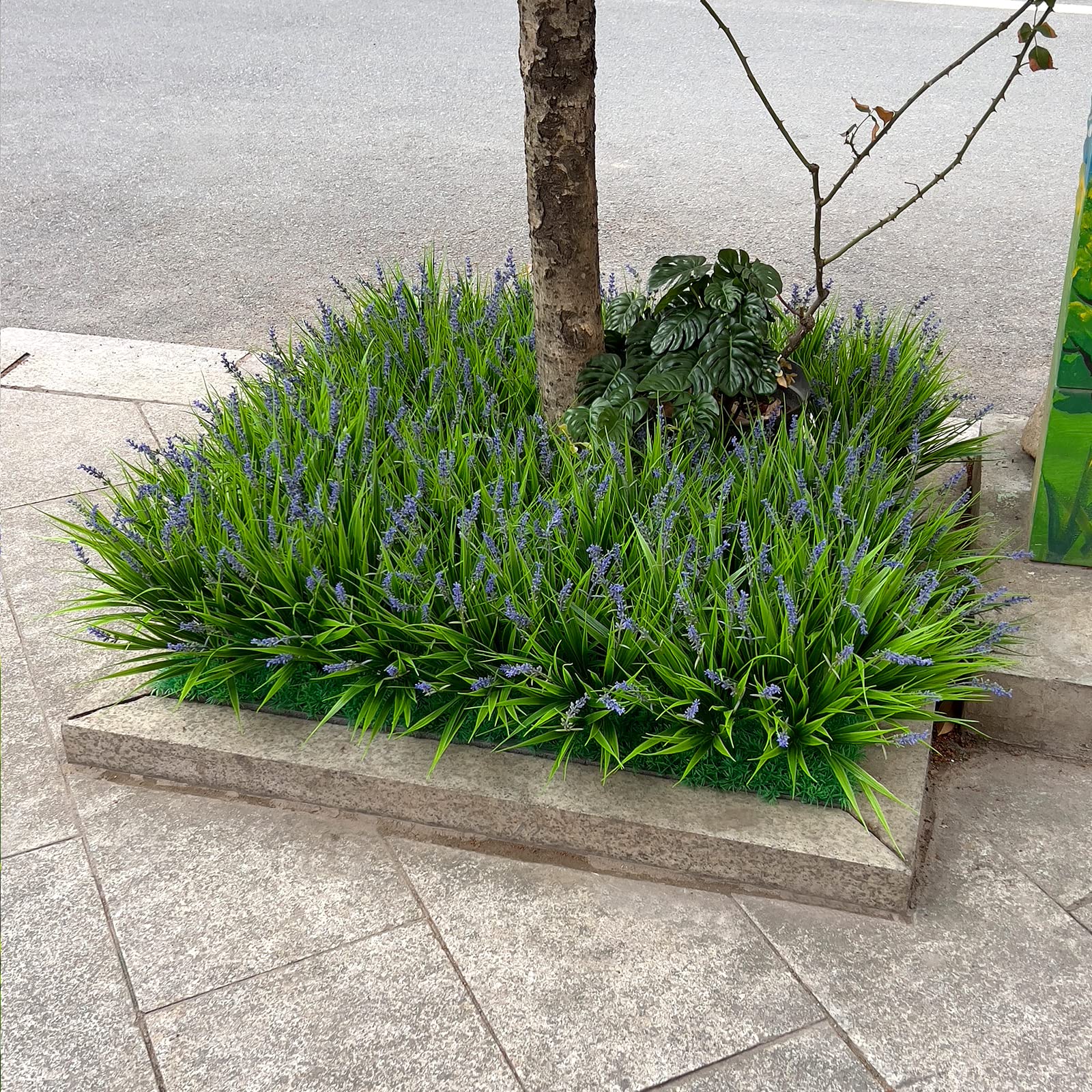 Artificial Monkey Grass with Flowers - From Where - 