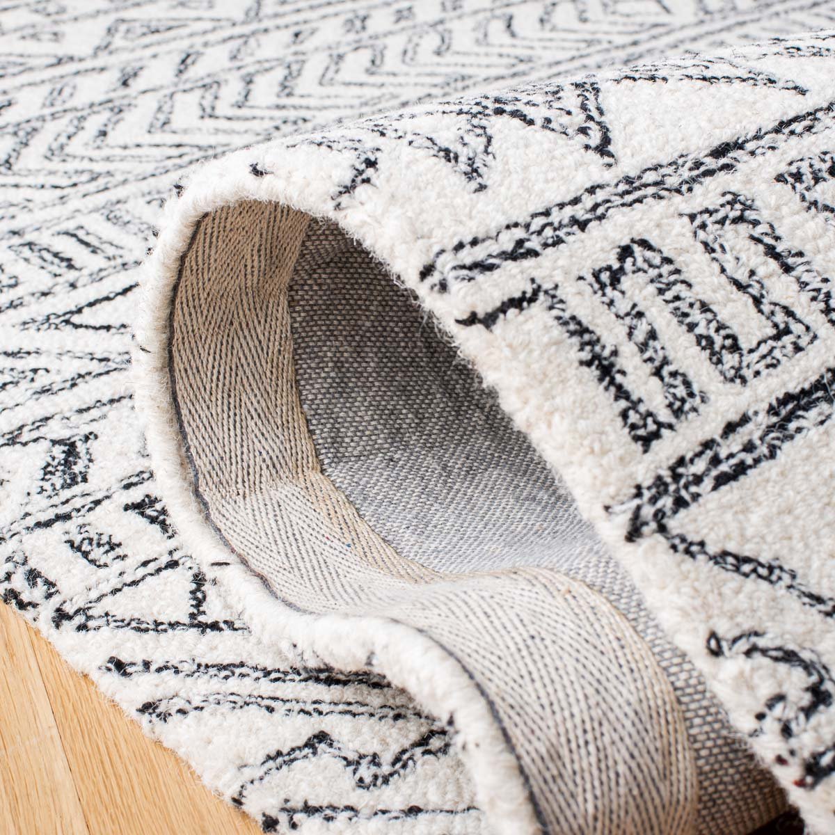 Aspen 821 Rug - From Where - 