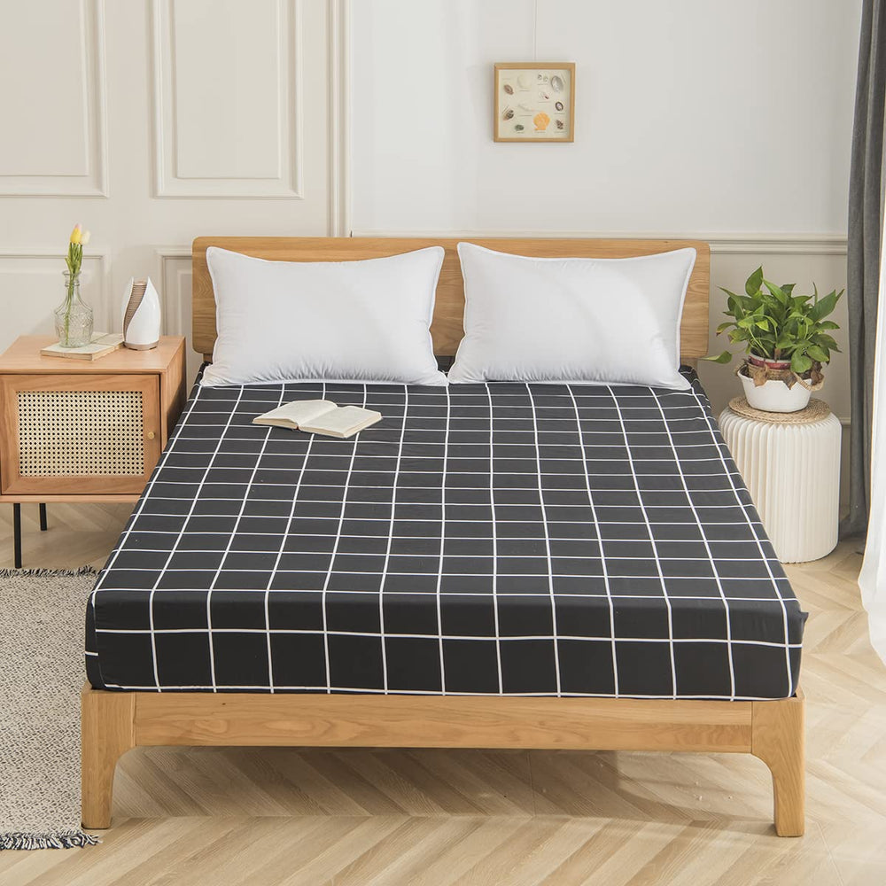 Black Grid Fitted Sheet - From Where - 