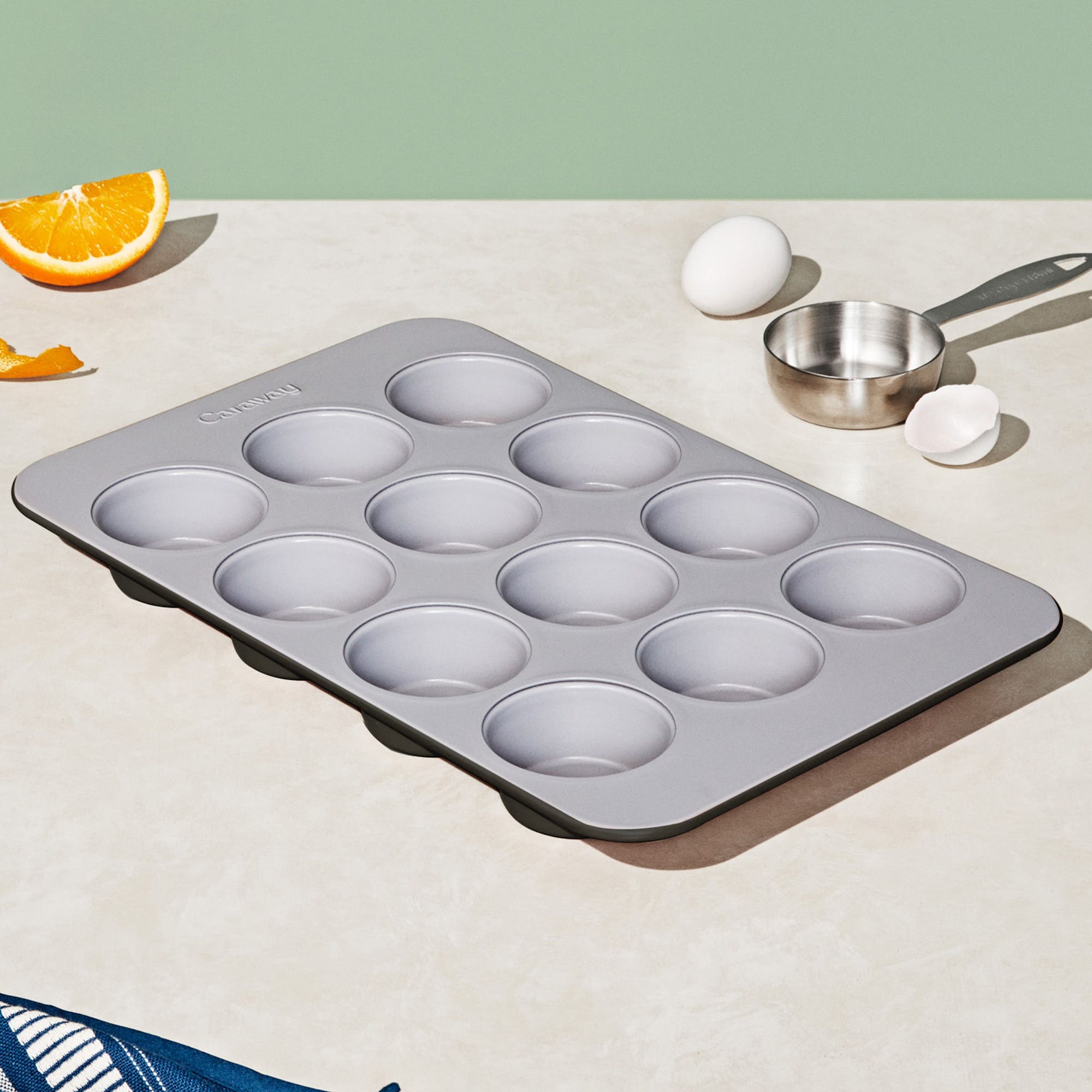 Ceramic & Non - Stick Muffin Pan - From Where Finds - 