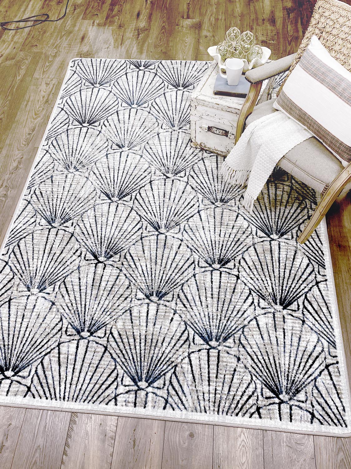 Deco Shells – Natural Rug - From Where Finds - 