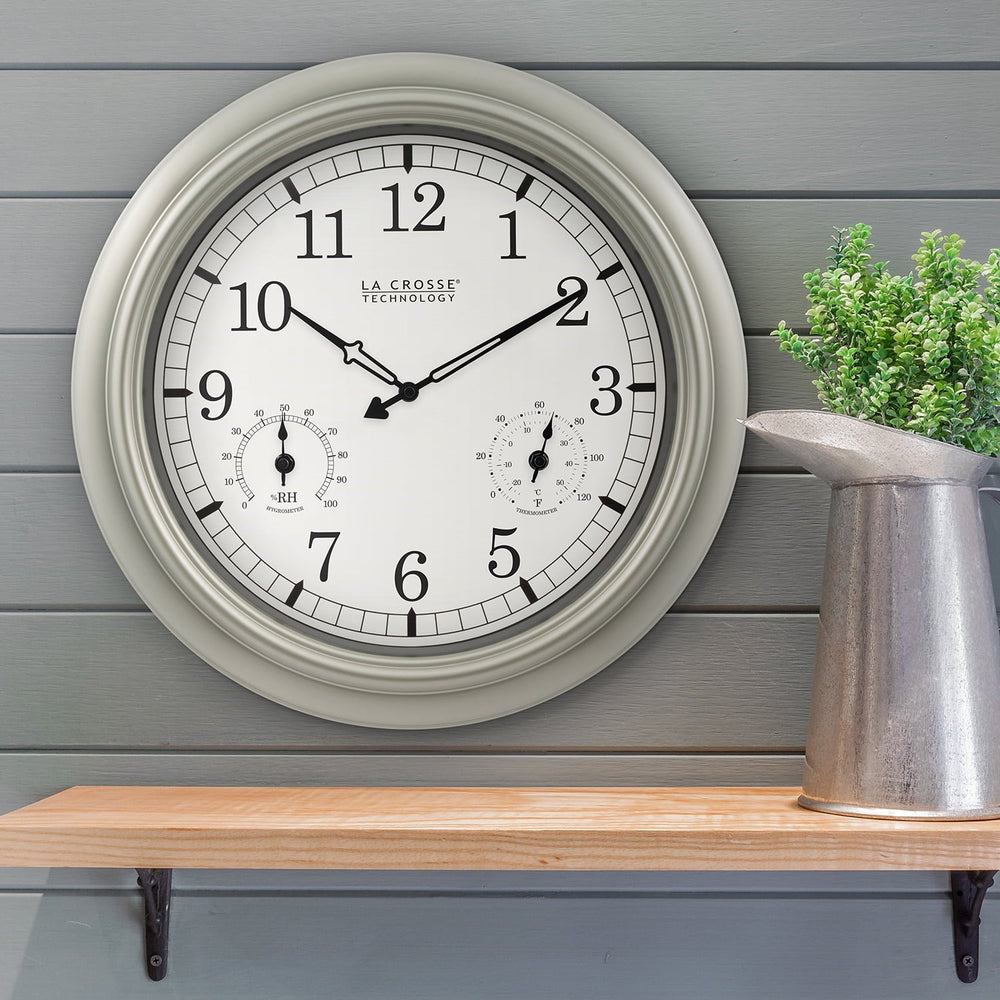 18-Inch Quartz Wall Clock