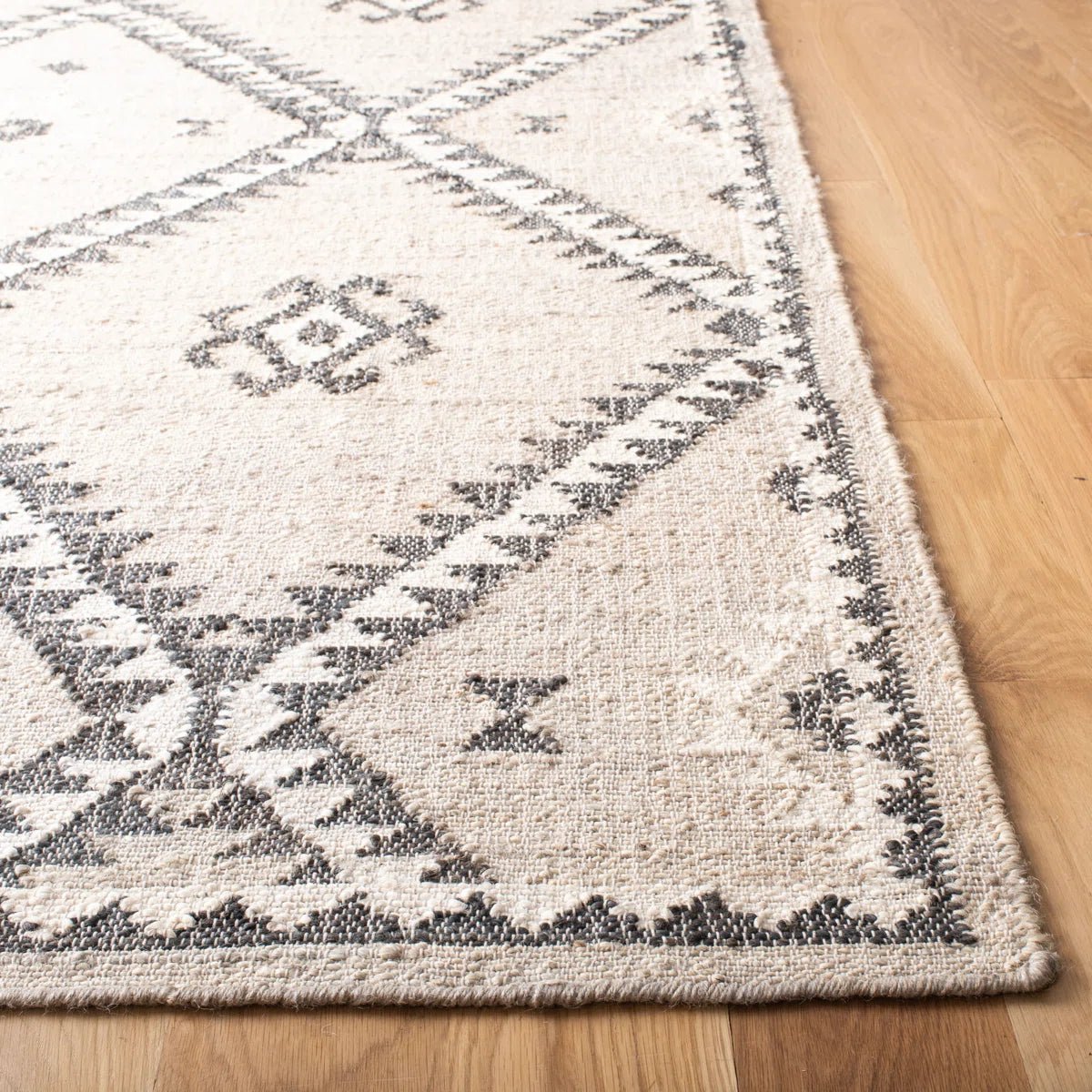 Handmade Flatweave Jute Area Rug - From Where - 