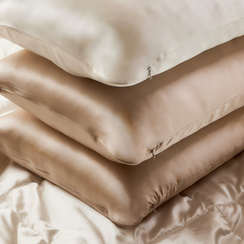 Hydrating Mulberry Silk Pillowcase - From Where Finds - 