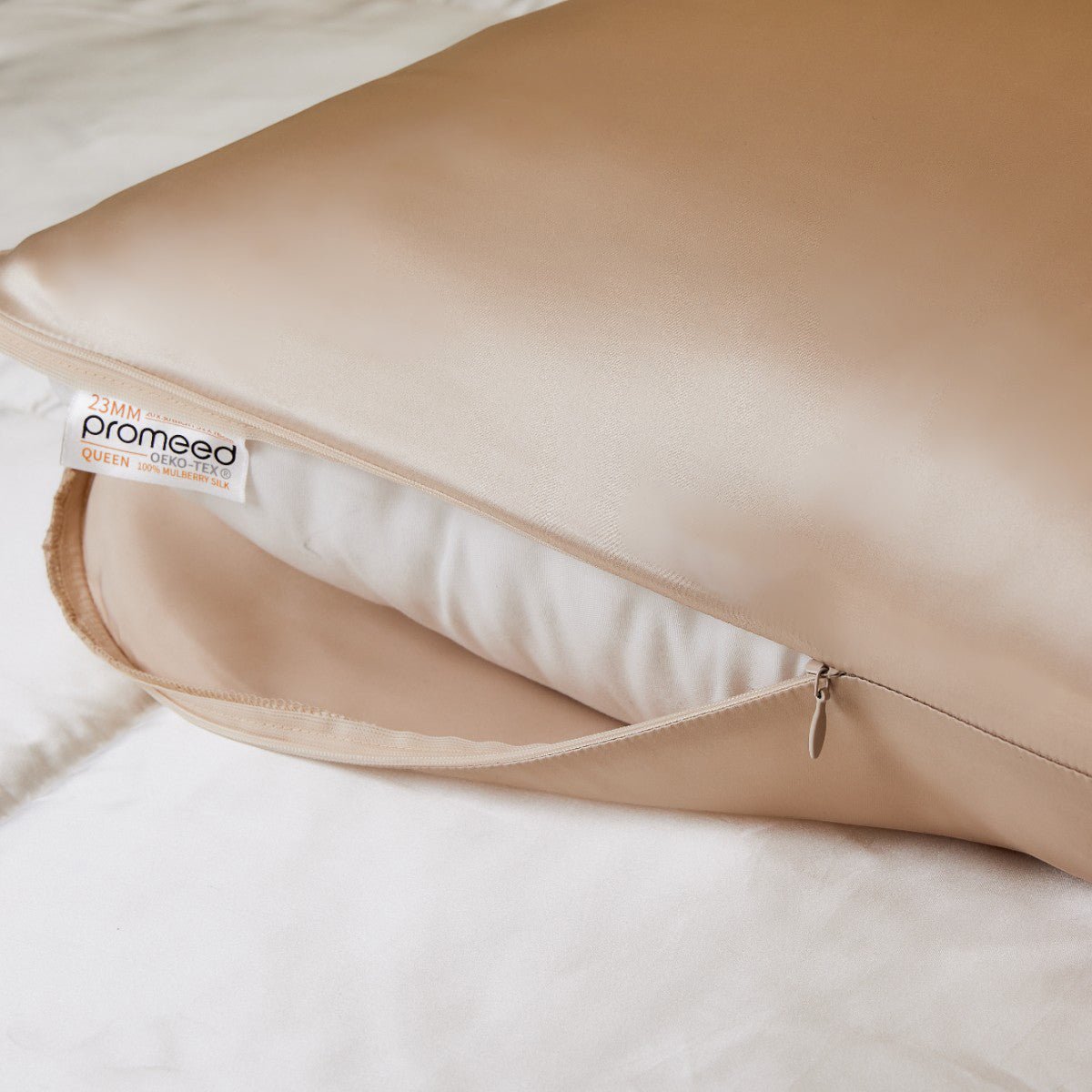 Hydrating Mulberry Silk Pillowcase - From Where Finds - 