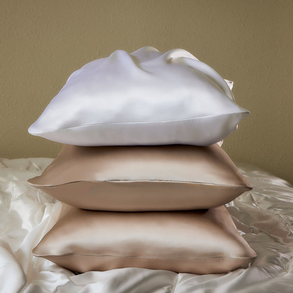 Hydrating Mulberry Silk Pillowcase - From Where Finds - 
