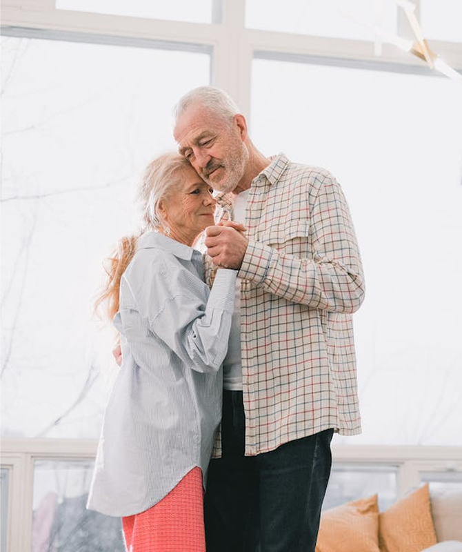 How to Style Your Living Room: Essentials for a Cozy, Modern & Well-Designed Space