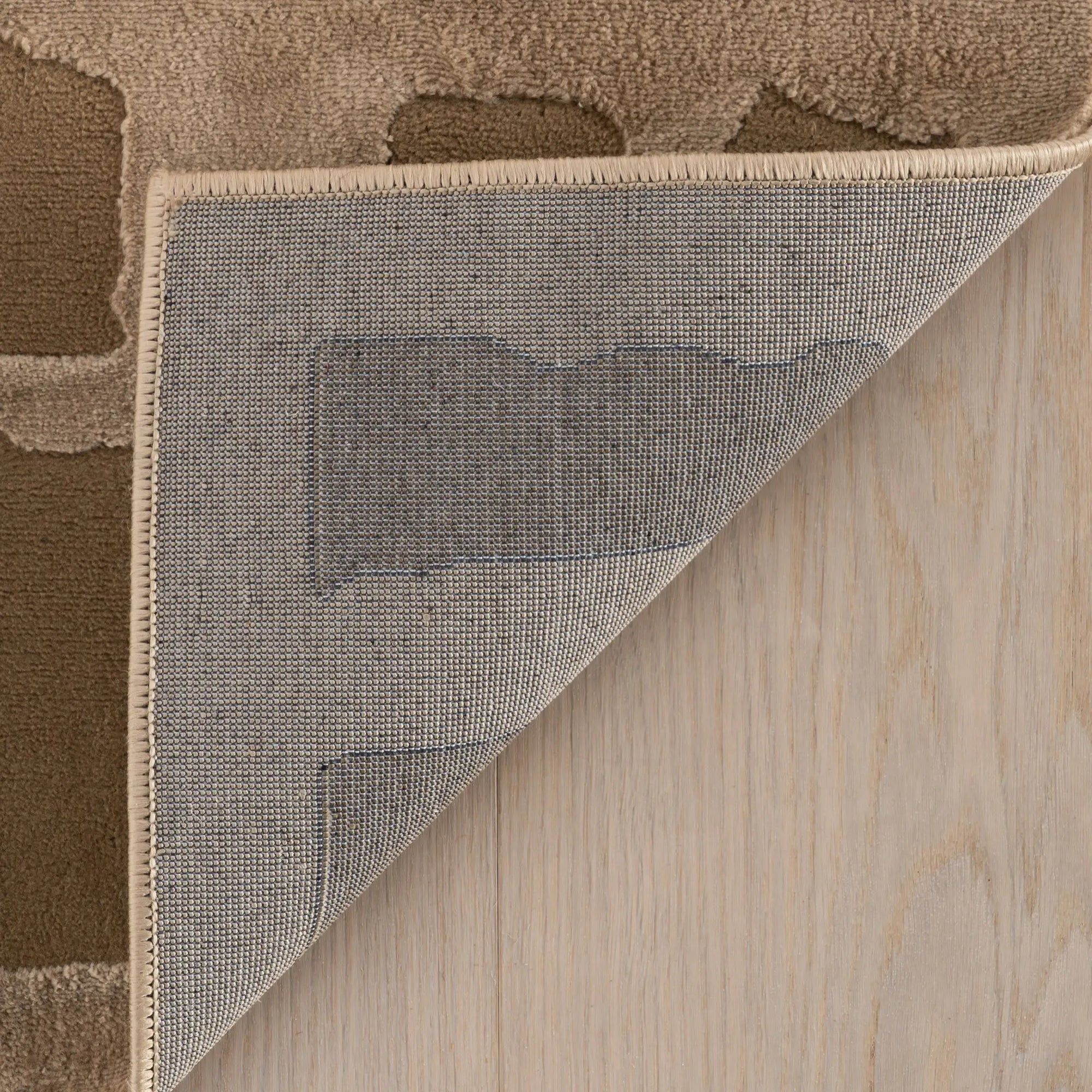 Summit Plush Textured Washable Rug