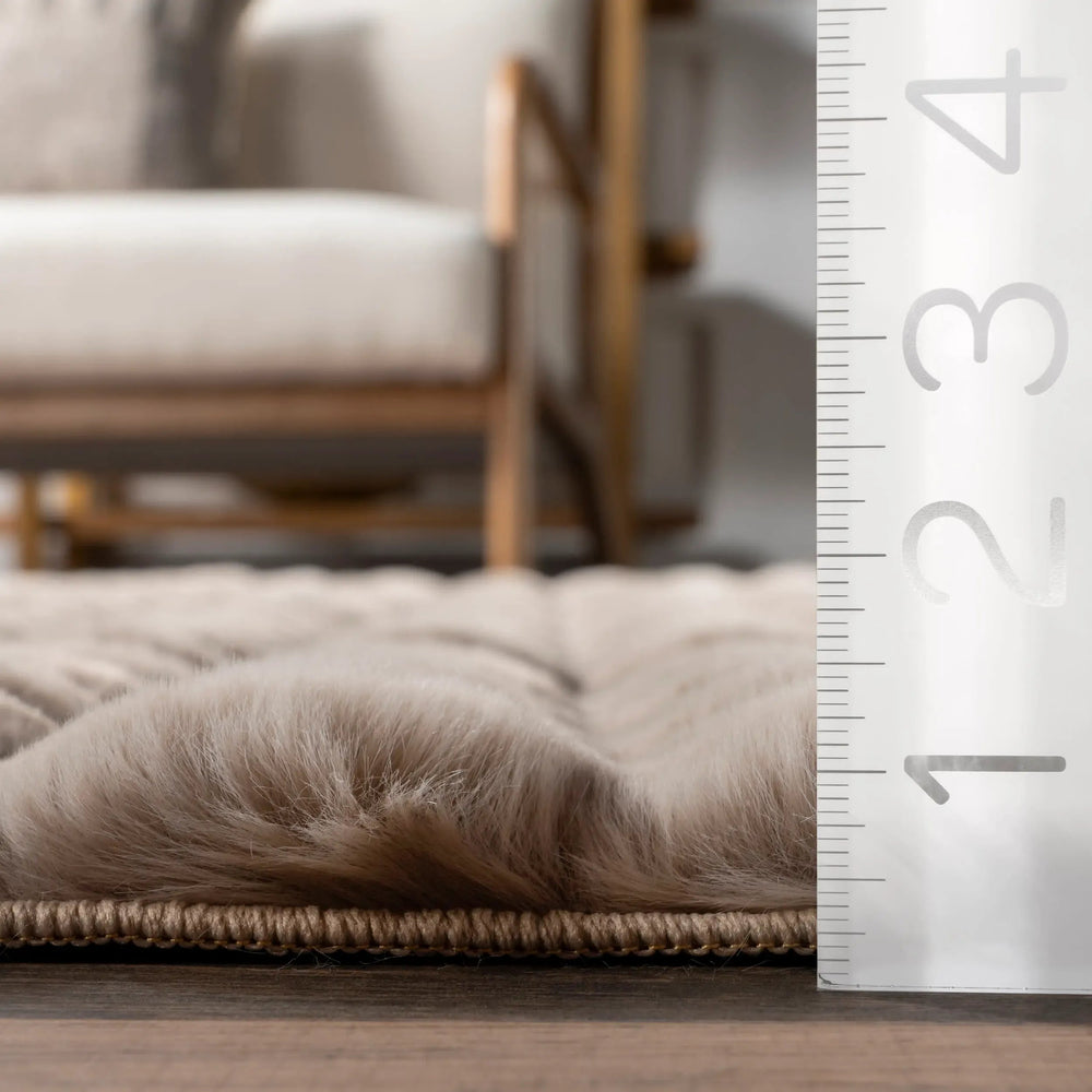 Ivana Checkered Plush Cloud Washable Rug - From Where Finds - 