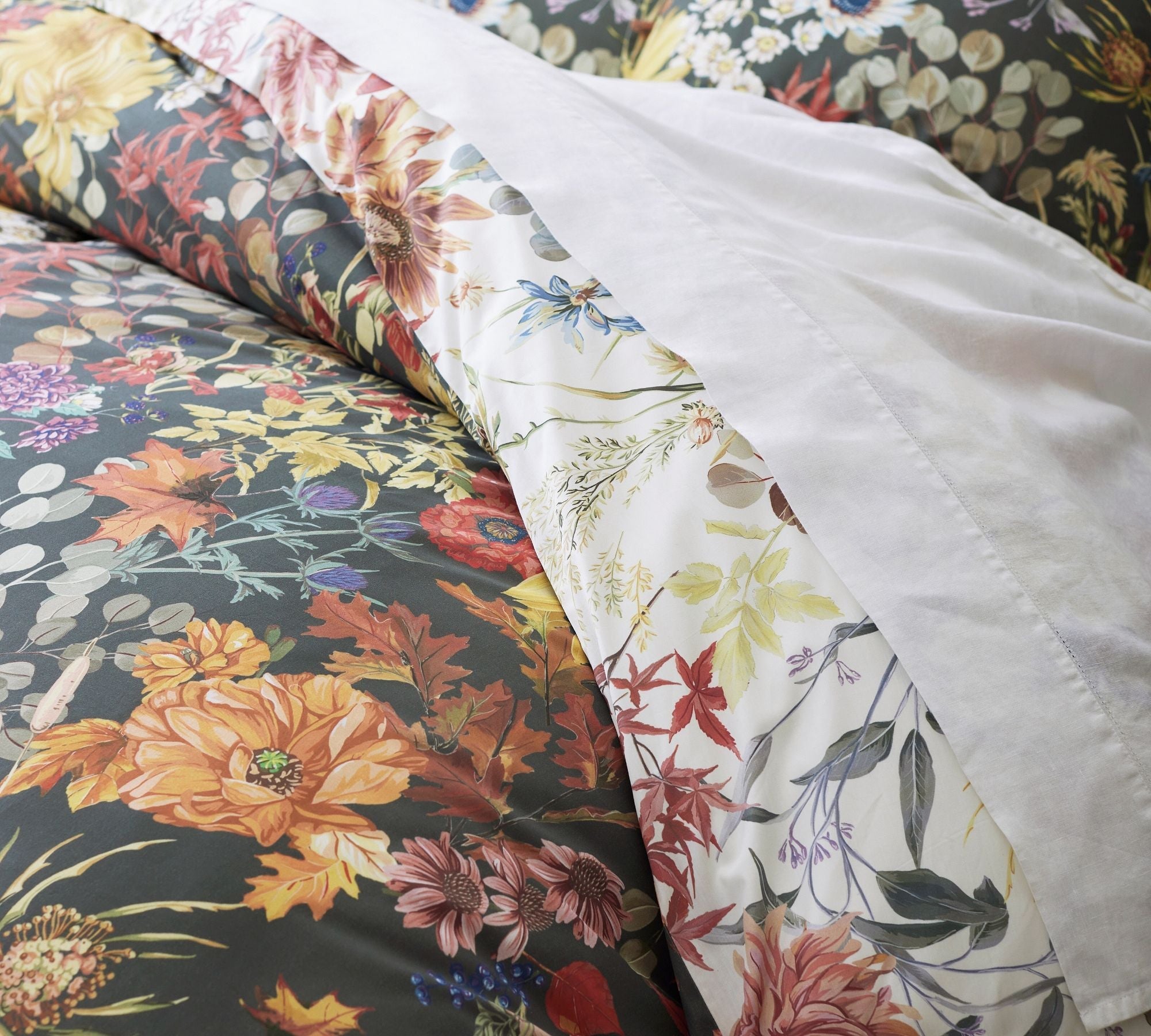 Laurel Reversible Percale Duvet Cover - From Where - 