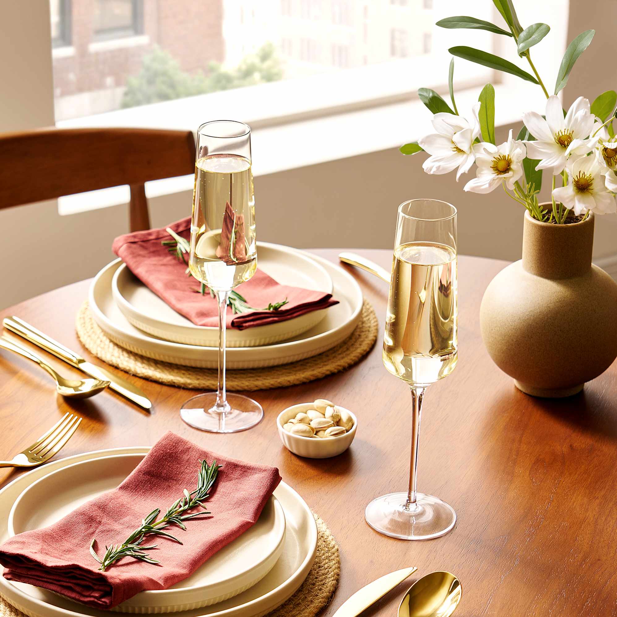 Lucent Champagne Glasses (Set of 4) - From Where Finds -