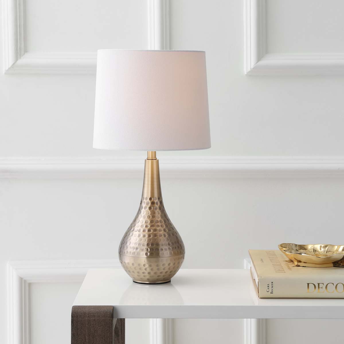 Medford Table Lamp | Safavieh - TBL4082 - From Where - 