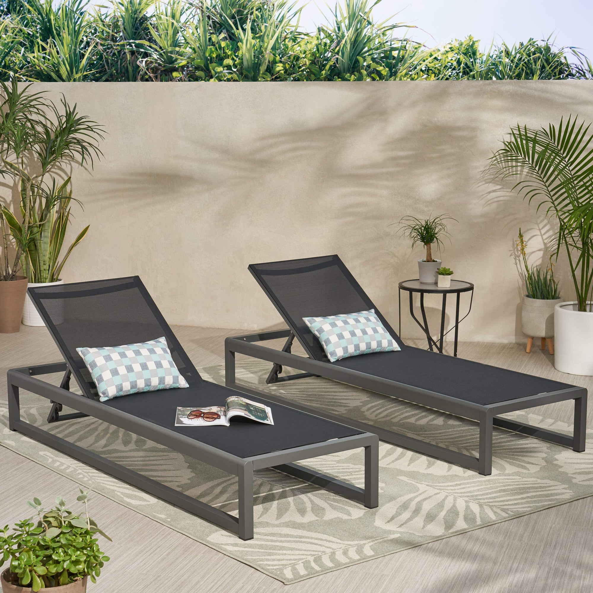 Outdoor Chaise Lounge - From Where - 