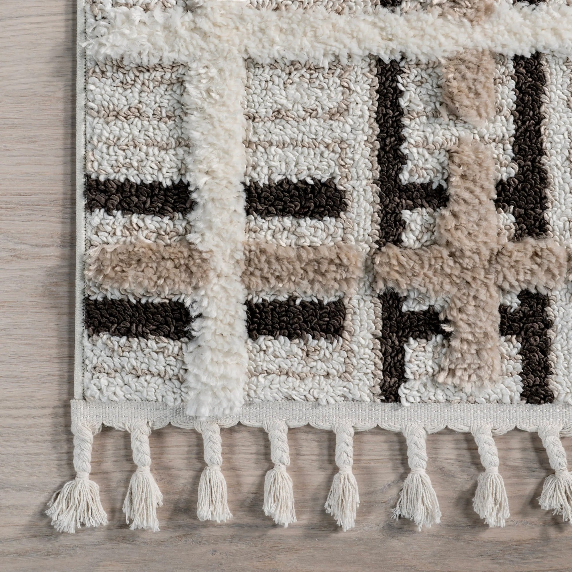 Scarletta Plaid Tasseled Rug - From Where Finds - 