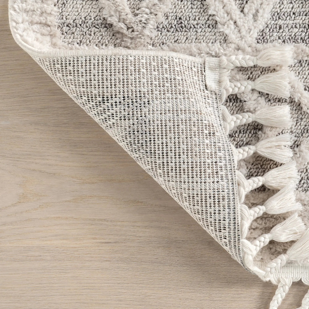 Shaggy Lattice Tassel Rug - From Where Finds - 