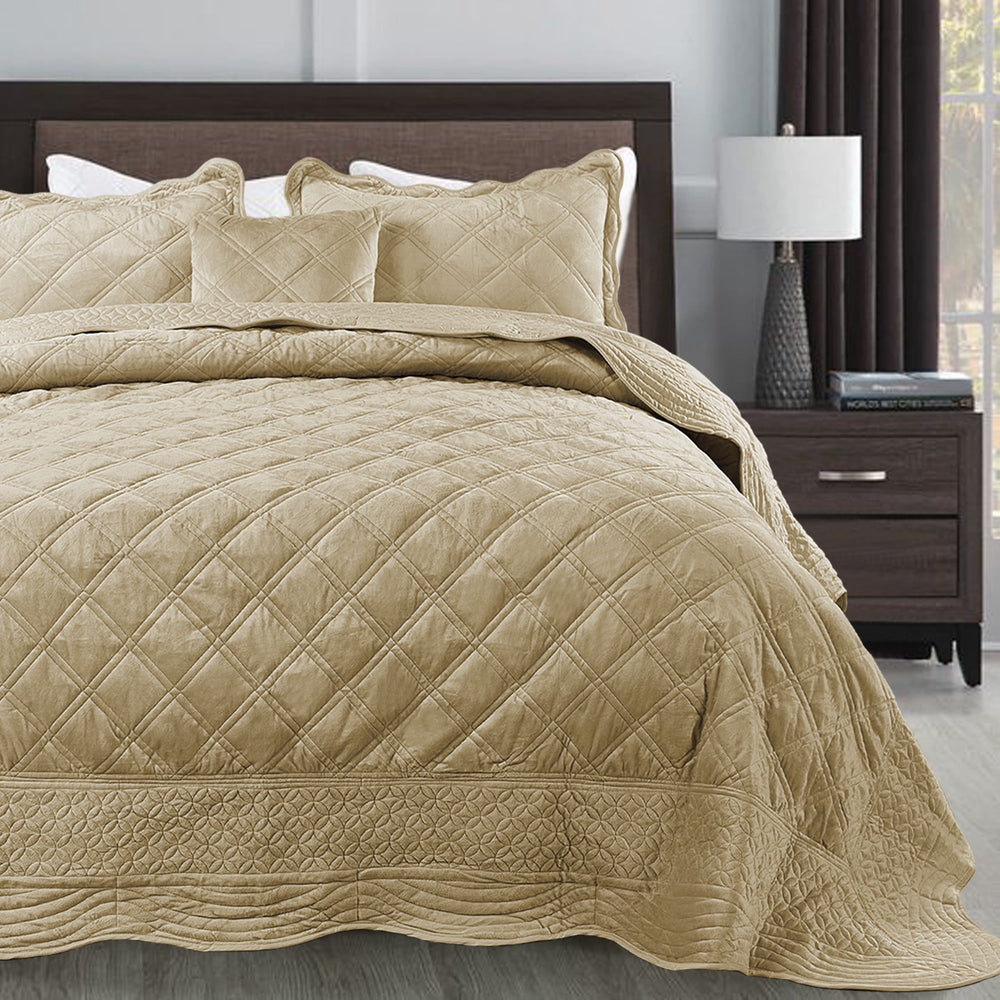 Supersoft Bedspread Set in Taupe - From Where -