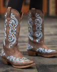 Western Cowgirl Boots with Chunky Heel Size 6 - From Where - 