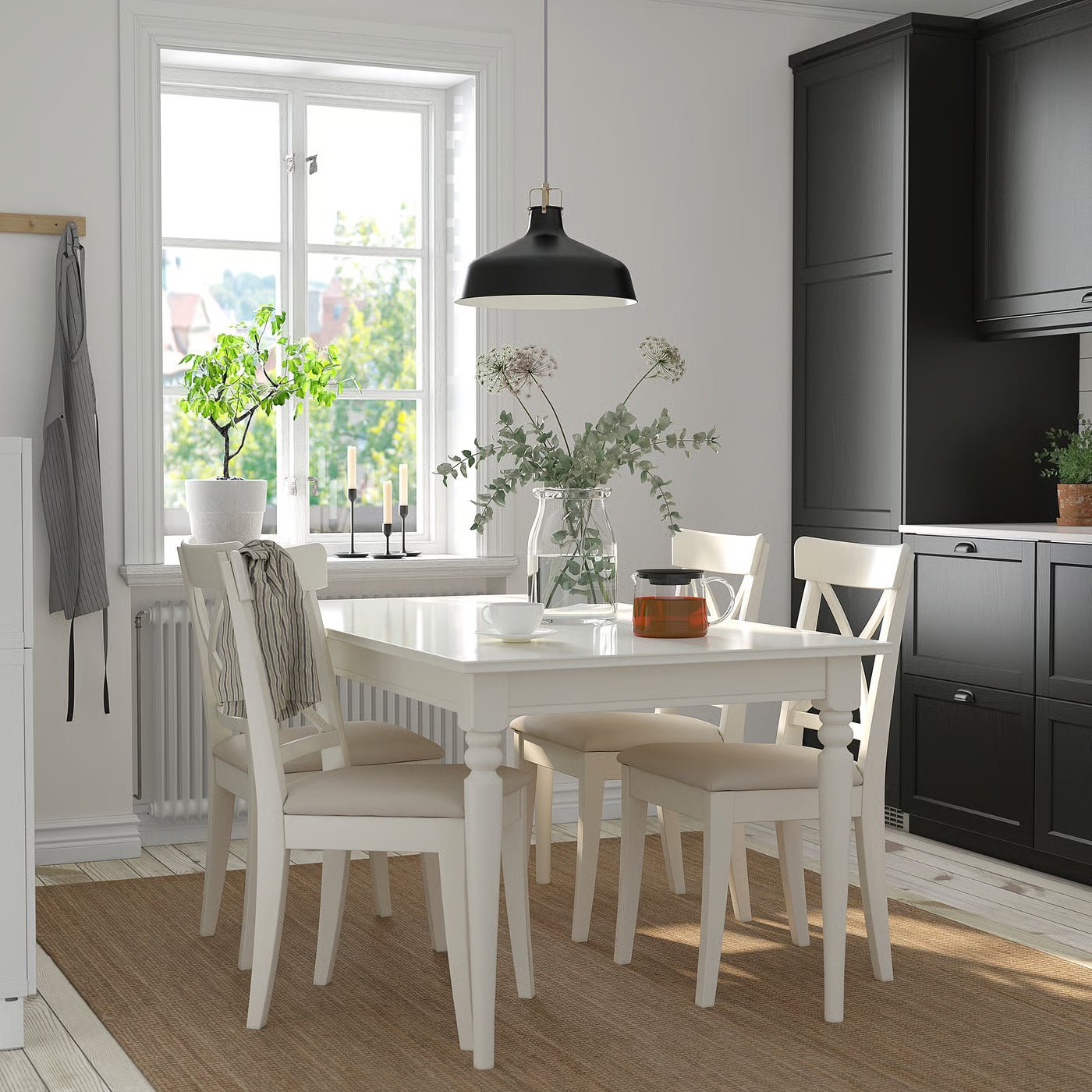 White Table with 4 Chairs Set - From Where - 