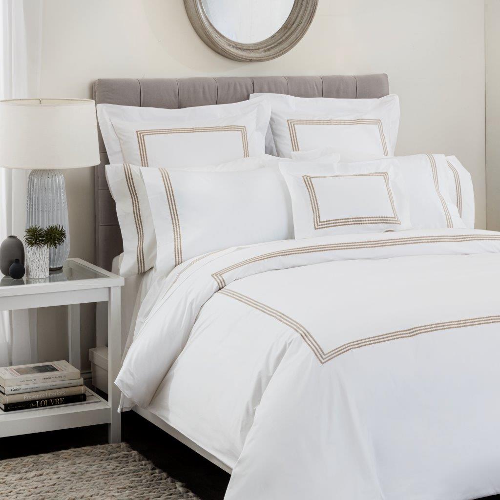Windsor Fine Linen Sheet Set - From Where Finds - 
