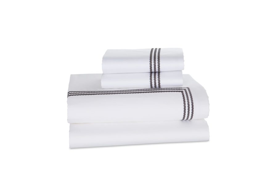 Windsor Fine Linen Sheet Set - From Where Finds - 